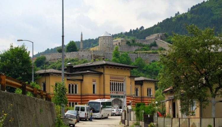 Elči-Ibrahimpaša Madrassa & the Fortress